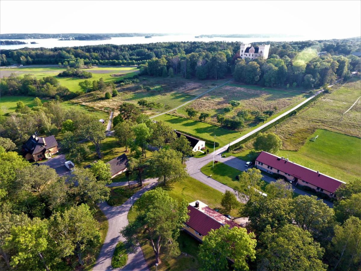 Bogesund Slottsvandrarhem Hostel Vaxholm Exterior photo